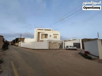 فيلا للبيع في تاجوراء بئر الاسطى ميلاد قريب من اربع شوارع الكهرباء . 2