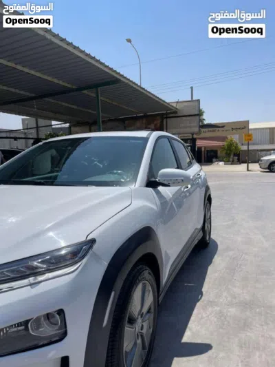 Hyundai Kona Premium 4