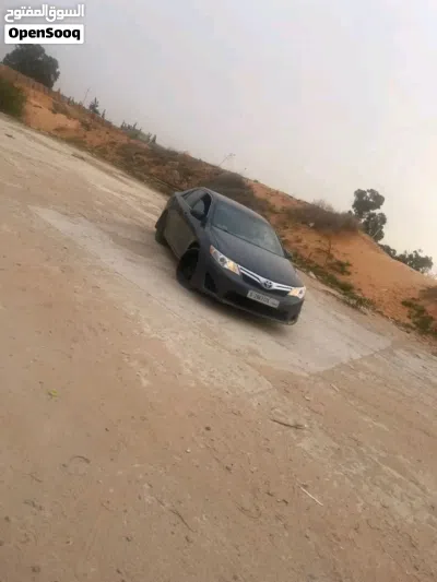 تويوتا كامري LE 2