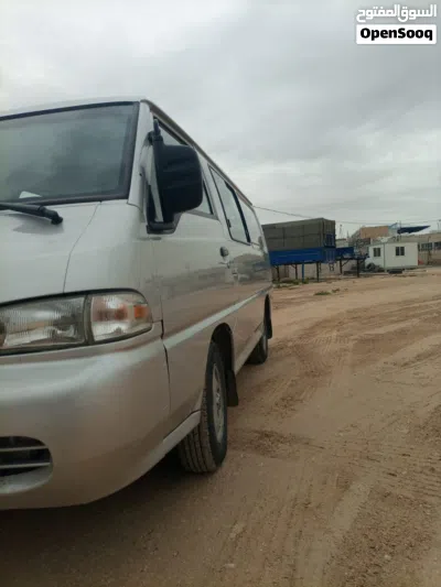 هيونداي H 100 2