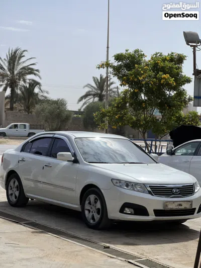 Kia Lotze 3