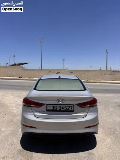 Hyundai Avante Limited 4