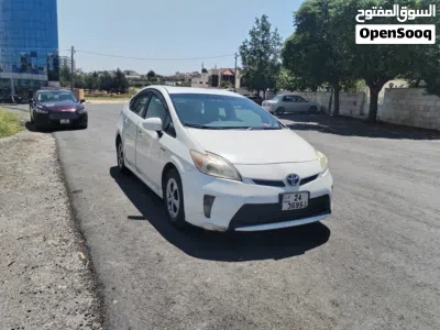 تويوتا بريوس Prius 4