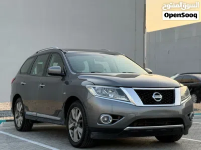 Nissan Pathfinder SV 3
