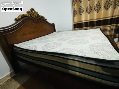 غرفه نوم خليجي نظيفه للبيع... للجادين 2