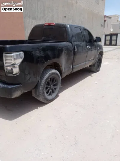 Toyota Tundra Base 4