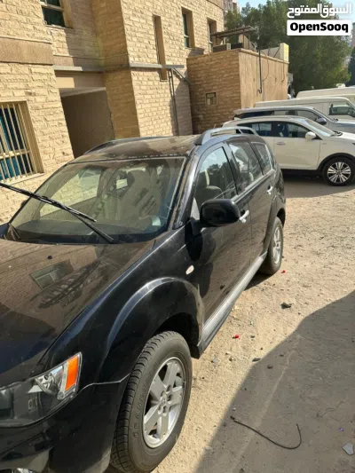 Mitsubishi Outlander Aspire 4