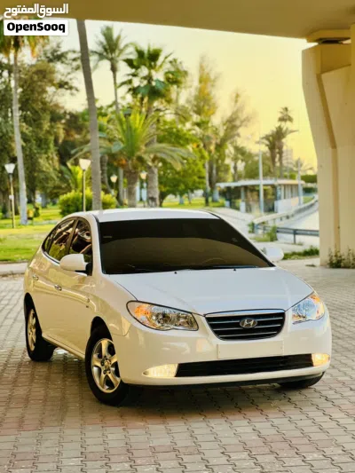 Hyundai Avante SE 4