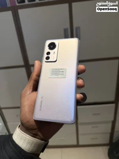 عرض تخفيض 33% لمدة 3 ايام فقط Xiaomi 12 PRO مع ضمان 12 شهر 256/12GB 2