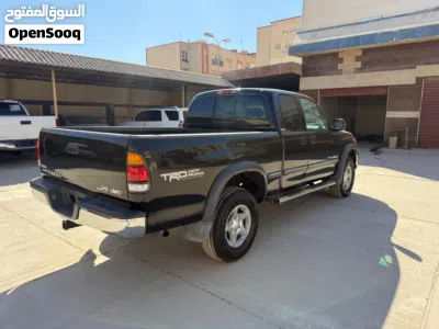 Toyota Tundra SR5 4