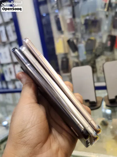 Samsung galaxy s22 plus 128GB سامسونج جلاكسي اس 22 بلاس 4