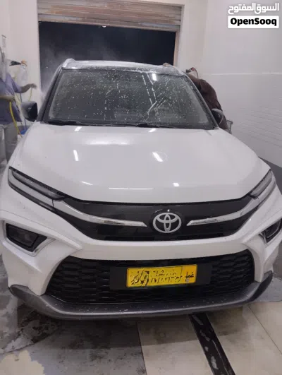 Toyota Urban Cruiser GLX 3