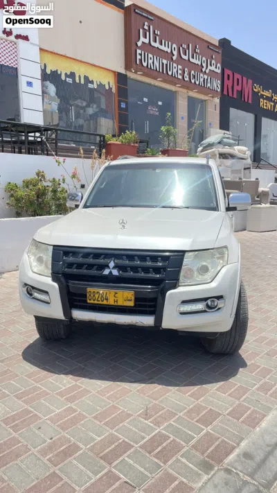 ميتسوبيشي باجيرو GLS 4