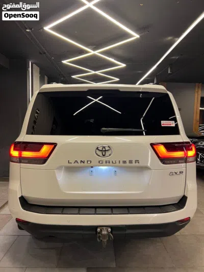 تويوتا لاند كروزر GXR 3