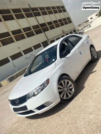 Kia Cerato EX 4