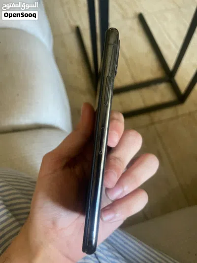 iPhone xمنغير كرتونة 4
