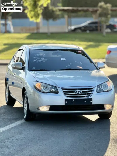 Hyundai Avante SE 3