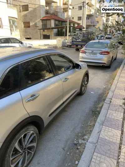 كيا نيرو EX Touring 4