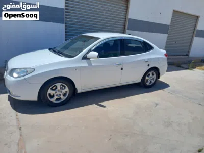 Hyundai Avante Standard 3