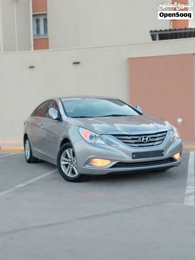 Hyundai Sonata Limited 3