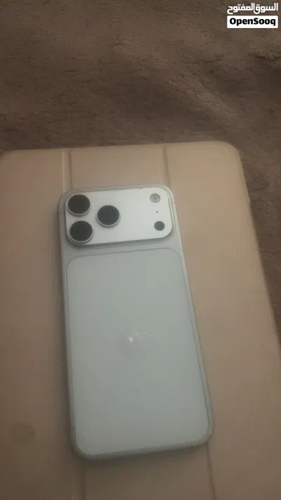 للبيع 17برو ماكس 2