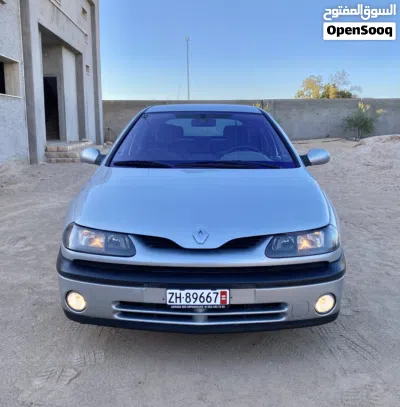 رينو لاجونا Standard 4