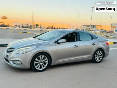 Hyundai Azera Standard 2