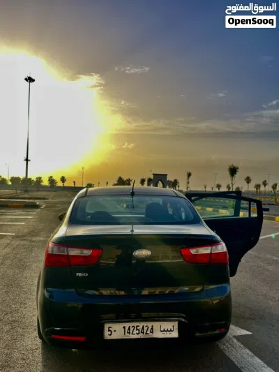 كيا ريو Standard 2