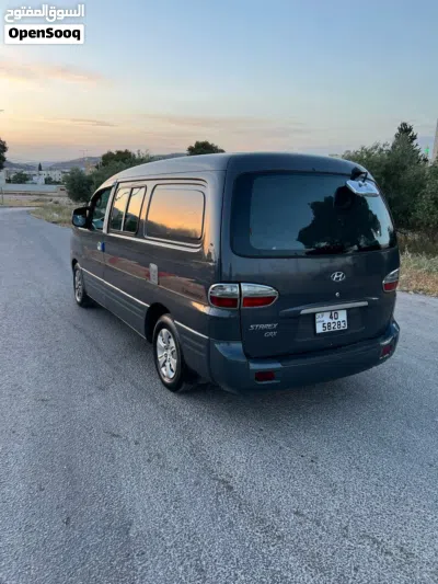 Hyundai H1 Standard 3