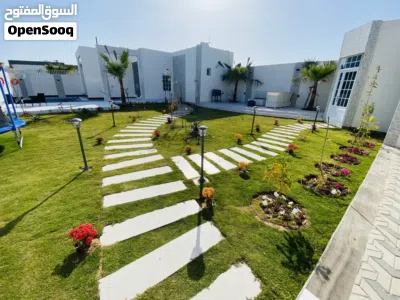 اهلأ وسهلاً بكم في VELORA Chalet شاليه ومنتجع جميل وهادء بموقع مميز على البحر بحجز يومي موقع مميز.. 3