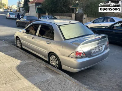 Mitsubishi Lancer Standard 3