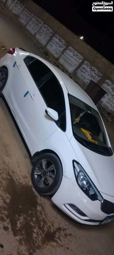 Kia K3 Standard 4