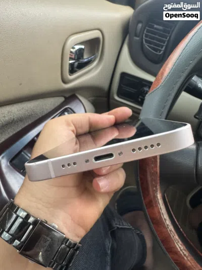 ايفون 13 العادي 128 2