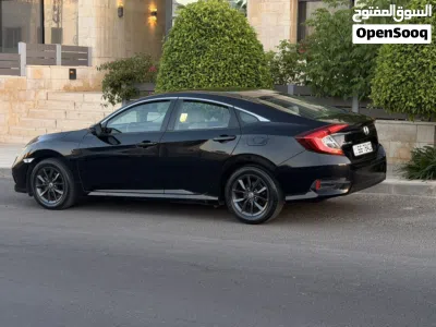 Honda Civic EXi 2