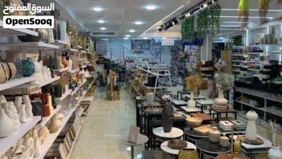 معرض تجاري 3 ابواب عالشارع الرئيسي للبيع بالخلو 3