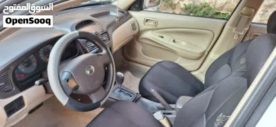 Nissan Sunny Standard 4