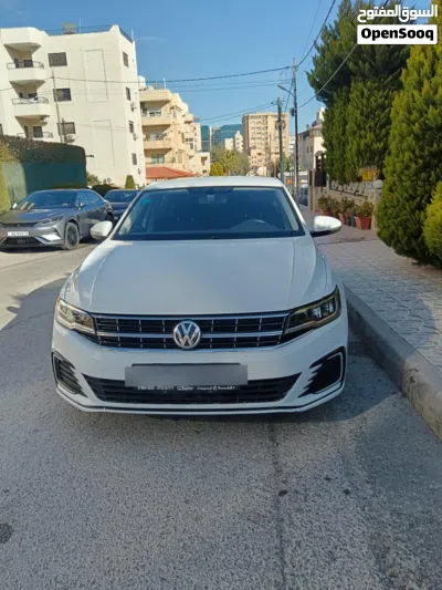 فولكسفاغن بورا E-Bora 3