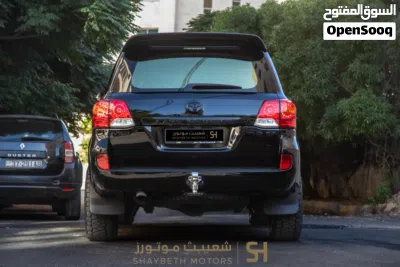 Toyota Land Cruiser VXR 3