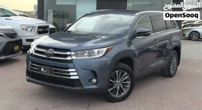 تويوتا هايلاندر XLE 2