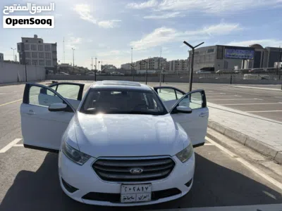 Ford Taurus SEL 4