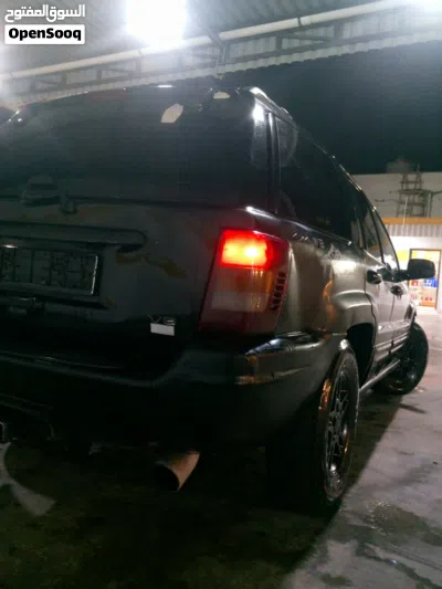 Jeep Grand Cherokee Altitude 3