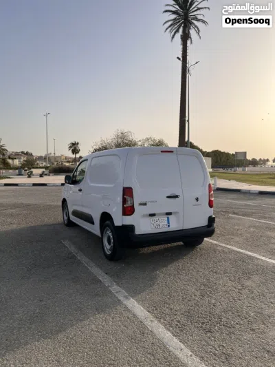 Peugeot Partner Standard 3