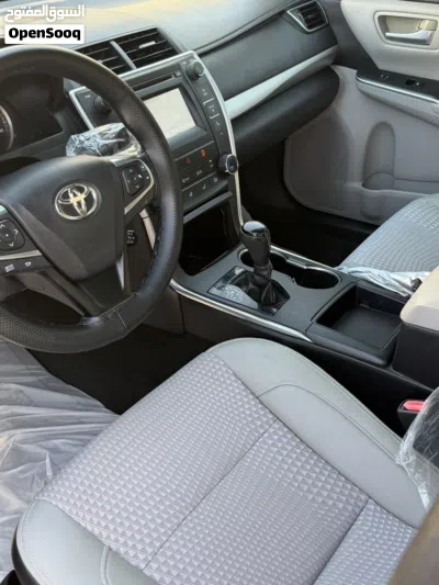 Toyota Camry SE 4