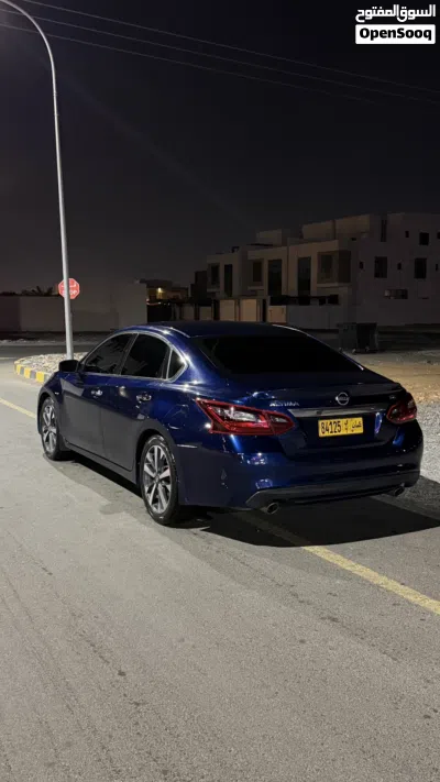 Nissan Altima SR 3