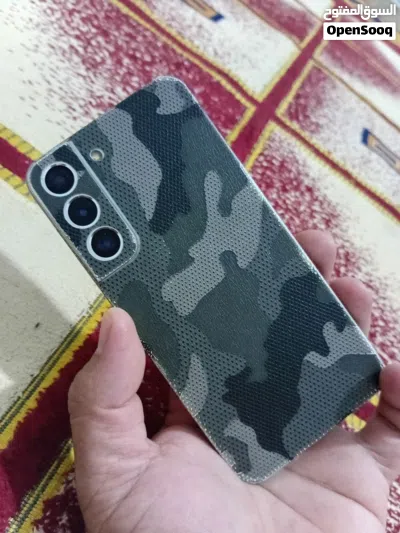 Samsung s22 4