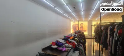 ثلاث محلات تجارية للايجار 2