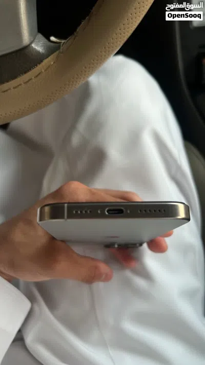 ايفون 16 برو ماكس 3