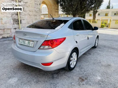 هيونداي اكسنت Standard 4