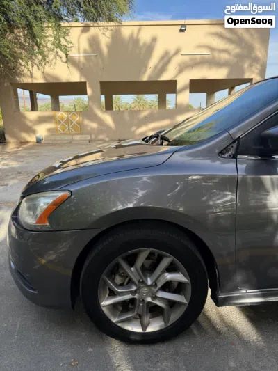 Nissan Sentra SR 3