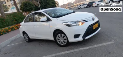 Toyota Yaris Basic 2